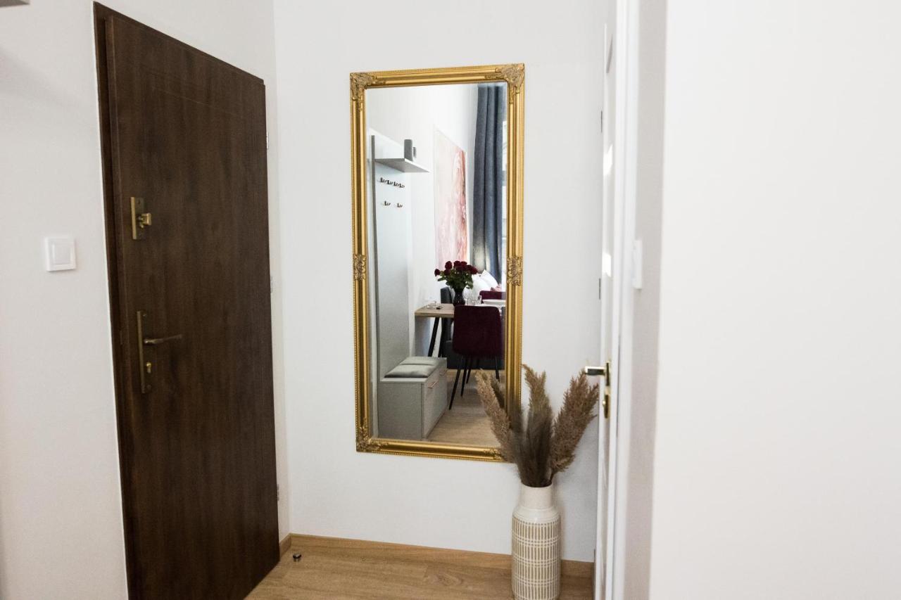 Cracwow K8 Apartments كراكوفيا المظهر الخارجي الصورة
